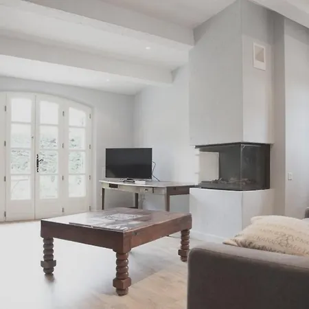 Villa De 4 Chambres A Grimaud Avec Piscine Privee Jardin Clos Et Wifi